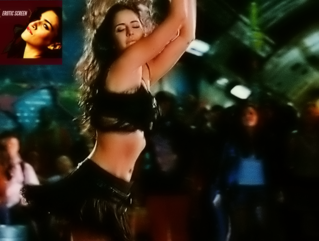 DesiresBolly's tweet photo. Katrina Kaif Exclusive Captures from JTHJ Dance Sequence
Irresistible navel, armpits, cleavage and πshow - Guaranteed Unseen Captures
Visit - https://t.co/j1bhwyDEP6
#katrinakaifhot #katrinakaifsexy #assshake #assshorts #KatrinaKaif https://t.co/mjIkEkKRhj