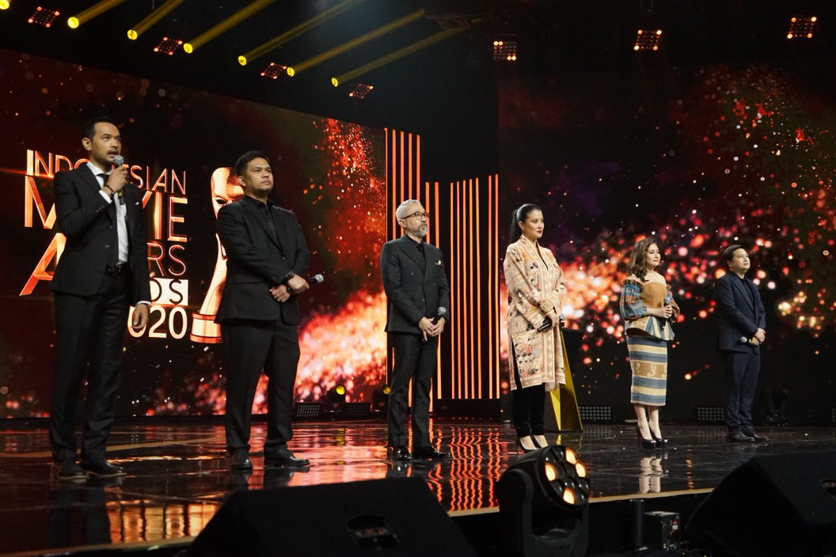 robertronny's tweet photo. Dari acara #IMAA2020 semalam
@IMAAwards_ID @OfficialRCTI https://t.co/Q2kc3jDa5J