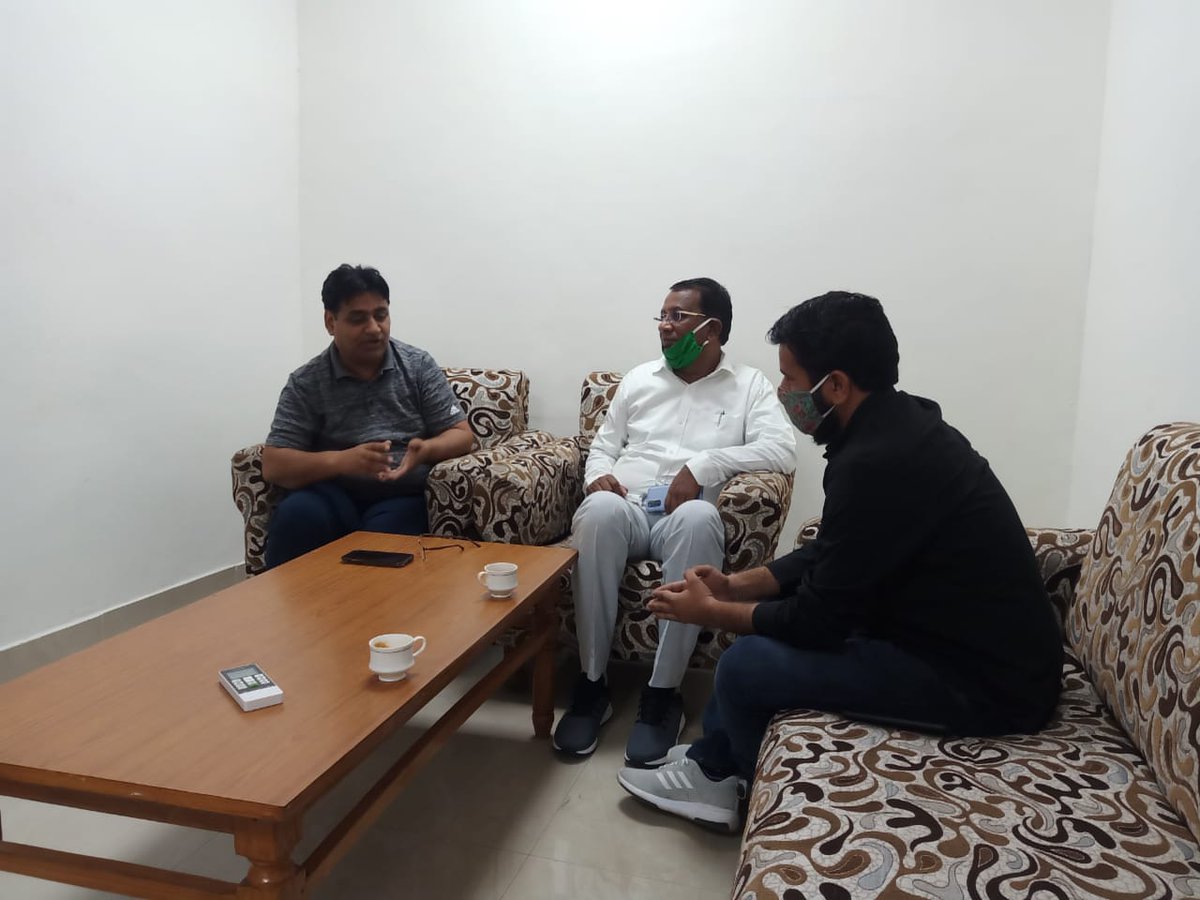 AjayChhimpa1997's tweet photo. #थैंक्स_डोटासराजी_LAनियुक्तिदो
माननीय शिक्षा मंत्री जी का बहुत बहुत शुक्रिया
आपसे निवेदन है कि जल्द ही बीकानेर निदेशालय से हमारी भर्ती का नियुक्ति कैलेंडर जारी कर हम राहत प्रदान करे।
सभी प्रयोगशाला सहायक 2018 अभ्यरथी।
@GovindDotasra @RajCMO @ashokgehlot51 @Upenyadav75 https://t.co/axiwWXn44x