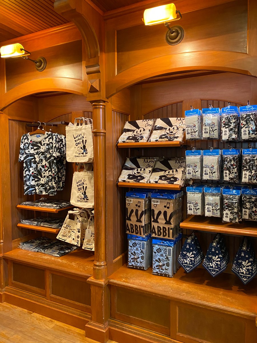 Uzivatel D D 今宵は実写版アラジン Na Twitteru 7 26 東京ディズニーシー アメリカン ウォーターフロント マクダックス デパートメントストア Tokyo Disneysea Mcduck S Department Store オズワルド オズワルド ザ ラッキーラビット Oswald