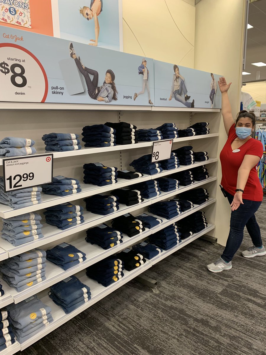 abarbet64's tweet photo. #VMLStyle #targetstyle #target #catandjack #targetvml @ColonJosian @VisualMiami @ParkerTGT @lowcountry2009 @webster_st @AldenKooken TL Amanda sets the “GOLD STANDARD”for KIDS DENIM folds https://t.co/QGXn6RfyQk