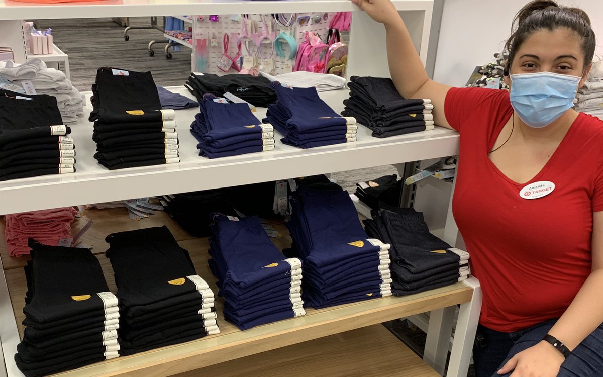 abarbet64's tweet photo. #VMLStyle #targetstyle #target #catandjack #targetvml @ColonJosian @VisualMiami @ParkerTGT @lowcountry2009 @webster_st @AldenKooken TL Amanda sets the “GOLD STANDARD”for KIDS DENIM folds https://t.co/QGXn6RfyQk