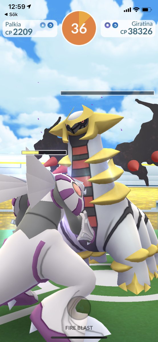 nellazin's tweet photo. @NianticHelp My game froze after defeating Giratina in a raid, so I never got the chance to catch the Pokémon. Can you help me? https://t.co/LciSNeMmPK