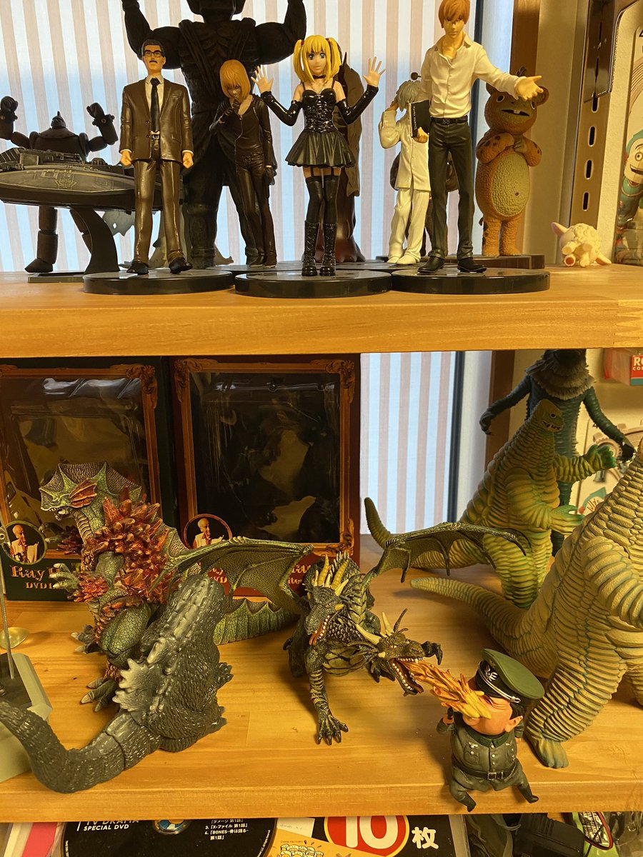 びっと 車用プラスチック製劣化防止剤 ラバープロテクタント アーマオール Armorall 車用 艶出し保護剤 などゴム製品 硬化プラスチック製 ガスマクスク 防水機能加工 使用 ソフビにも使用可能では テント 雨合羽系ビニール系はシッカロール 赤ちゃん