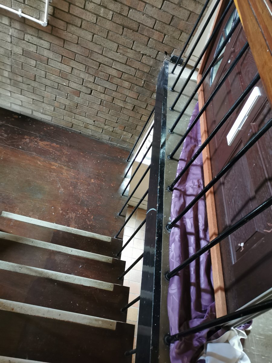 UKJesus's tweet photo. @NorthantsPolice #Flytipping #PublicSafety Children in this block of flats. You leave glass everywhere. Want to pay my vet bill for glass in my dogs foot. Shit cunts. https://t.co/jRSxlc8IJb