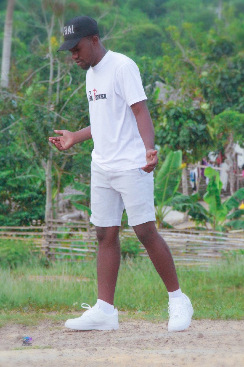 BarPreacher's tweet photo. +1 today, dear Lord, I'm on my knees i pray, me tamfo biaa 3y3 me ho edwuma honhom mu no hwe n3niso ma nembó fem 🙏🏼

I'm grateful charley❤
#DéRealLifer 👊🏼 https://t.co/FEIbCFH9se
