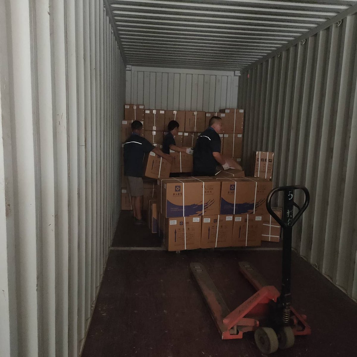 LejiangMachine's tweet image. Lejiang company set sail again in the big wind and rain of 2020.