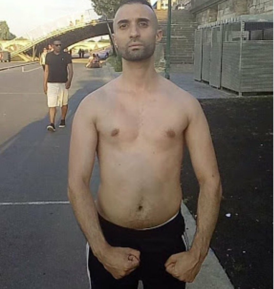 Remontada21000's tweet photo. On va mettre tout le monde d'accord 
Musicalement tu préfères ?

Arouf Gansta 🔃
Wejdene ❤ https://t.co/pj0Aqj8bzi
