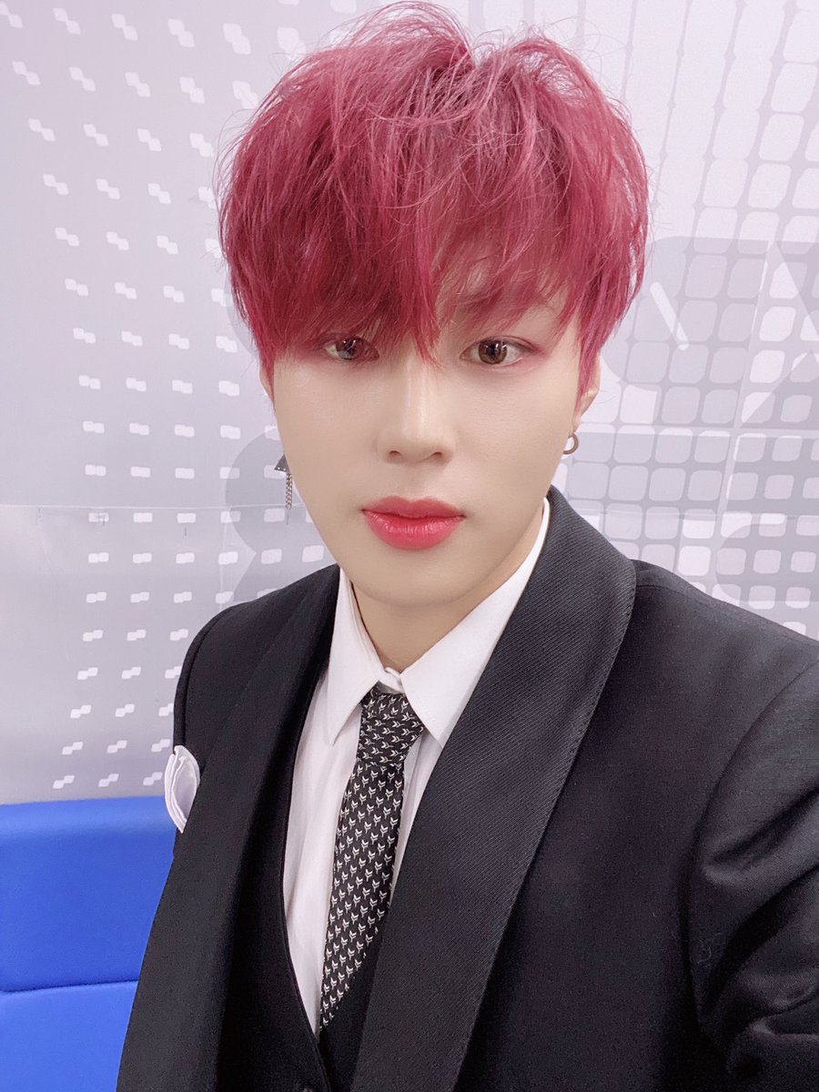 gooreumseng's tweet photo. 진짜 만나고 싶드아 ㅠ 
제발제발제발제발 ㅠ 
총초옹...❤️🙏 https://t.co/3tkTwcOgvV