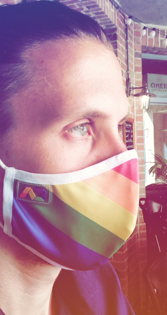AlexHeat69's tweet photo. @addicted_offic #addicted #beproud #putamaskon #rainbow #gayboys #gaypride #gay #Mensfashion https://t.co/V4BFvt2FqJ