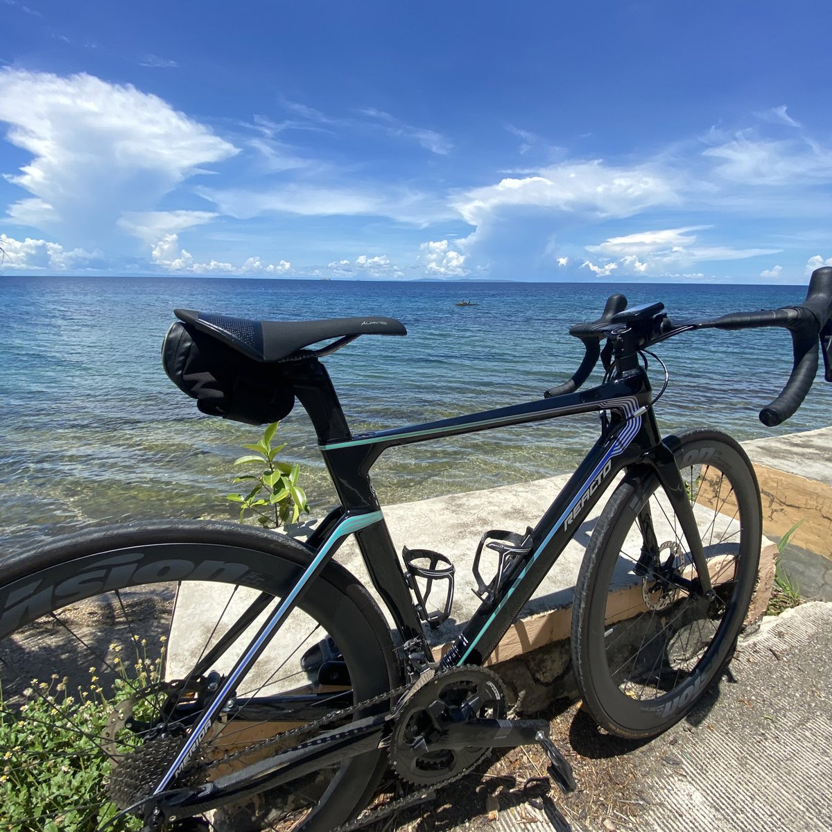 Milessess's tweet photo. 352kms done in one crazy week 🤪 #riderideride https://t.co/7DVYK3yBIQ