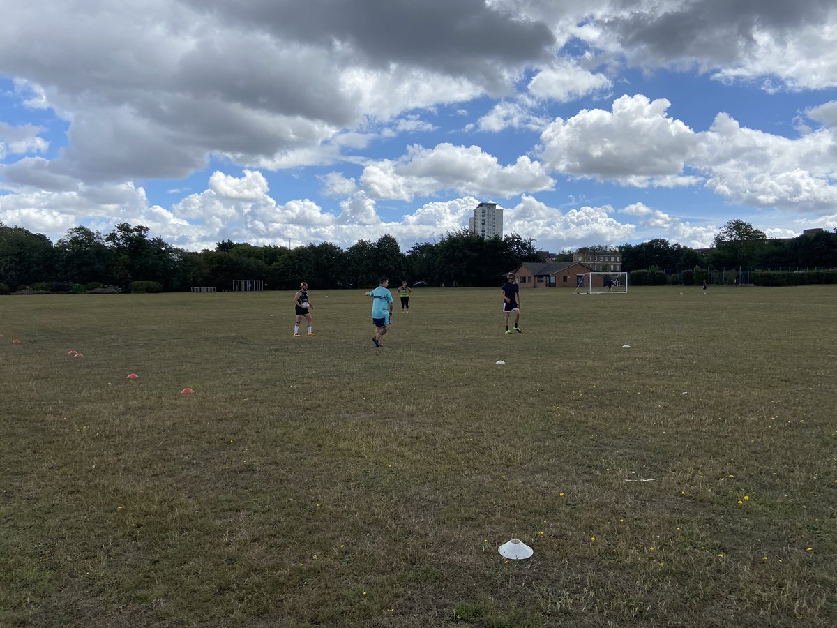 RoyalArsenalTag's tweet photo. Practice sessions #CovidOperation in place #6InTheMix #SocialDistancing #SundayFunday https://t.co/EUOCoYsygy