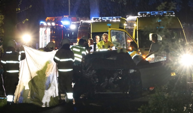 19-jarige vrouw ernstig gewond door auto-ongeluk in Erp - ..