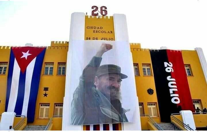 herislandy's tweet photo. Viva el #26DeJulio. Somos y seremos fieles seguidores de las ideas de #Fidel. @cubacooperaveME @JulitoVenCub @DrReinoldgm @OrlandolvarezA5 https://t.co/4RSi0rq0aq