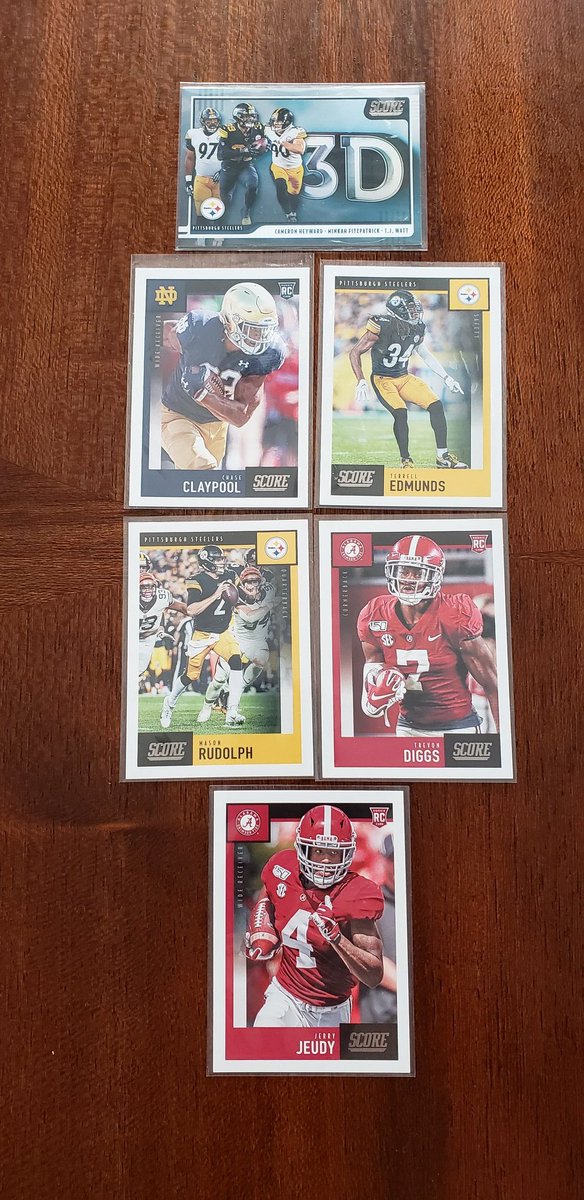 rudyglove27's tweet photo. Okay! Here's what I got for 2020 SCORE BOX and honestly I was pretty Happy with it! Have a great day everyone and GOD Bless America my FRIEND!!! #SEMPERFI #AATW #RIPIT #SCORE2020 👍❤🙏🇺🇲 https://t.co/FpKfBJDho5
