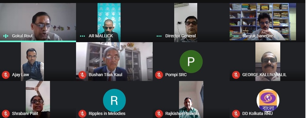 PIBKolkata's tweet photo. Consumer Protection Act,2019 to empower #consumers &amp; help them in protecting their rights,says Union Minister of State for Consumer Affairs and Food and Public Distribution, Shri @raosahebdanve
https://t.co/esAYpRbvTb
#Webinar #Initiative #PIBKolkata
Follow/retwt for Govt update https://t.co/JSojEbB2ll
