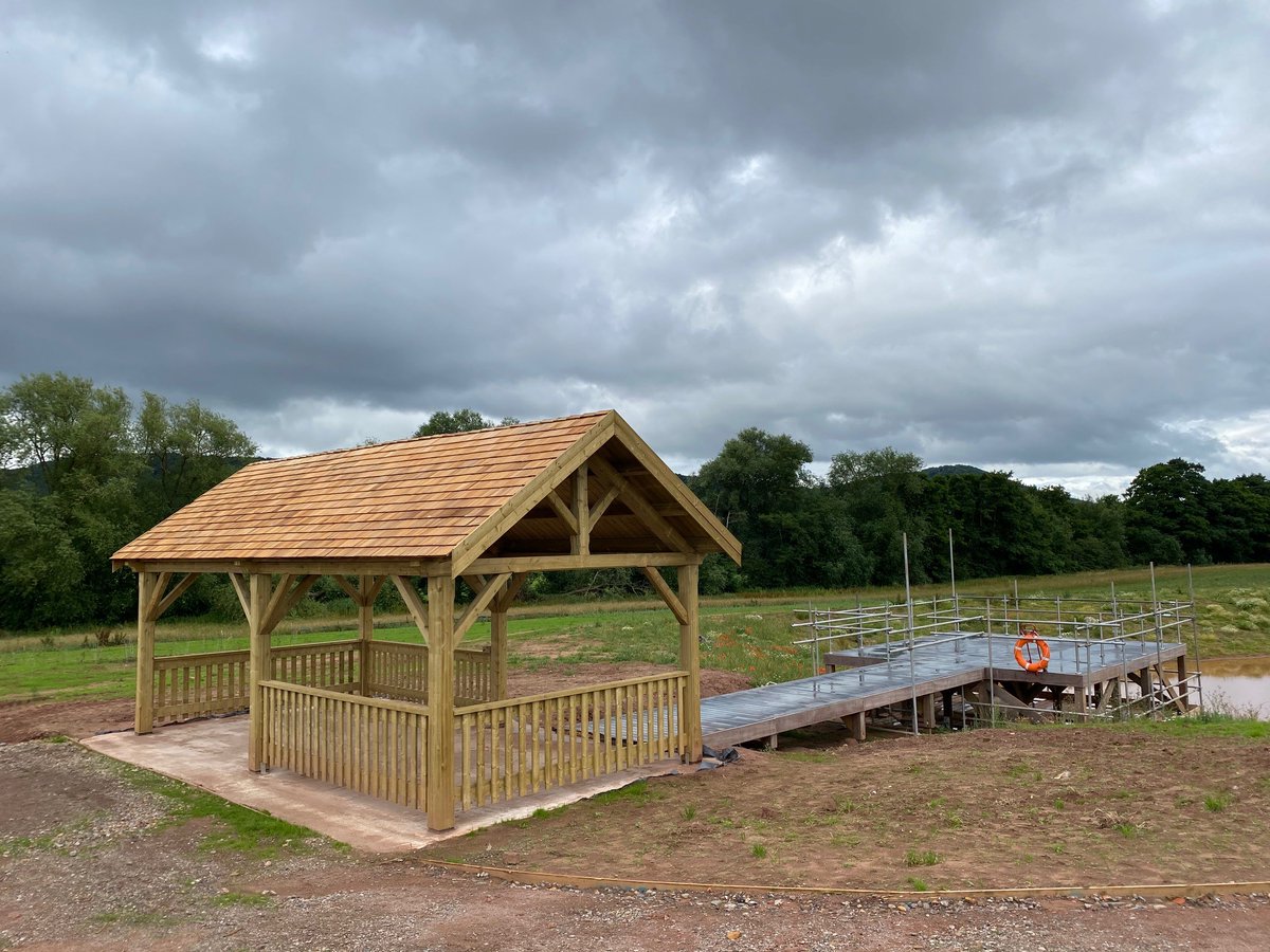 BluebellHomes's tweet photo. We can’t wait to join @edenstonehomes in #RossOnWye! This shelter by the pond will be an ideal spot for a #picnic #futuredreaming #lovewhereyoulive https://t.co/qxMoiXMtz5