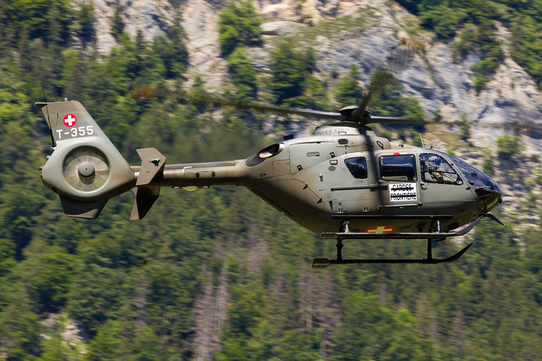 mrmoser1983's tweet photo. Airbus Helicopters EC-635 P2+ T-355  (MSN 645 - 1st Flight: 2008) #Military #AirForce #Luftwaffe #SwissAirForce #MilitaryAviation #Helicopter #Rotorcraft #RotorWings #EC635P2 #LSMM @Airbus #Aviation #AvGeek #PlaneSpotting #aviationphotography #Switzerland #Haslital #Meiringen https://t.co/5RSP1a5UZw
