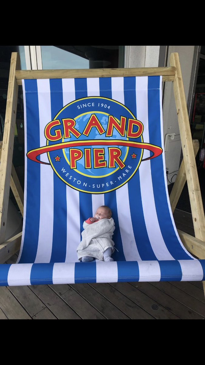 stuart280472's tweet photo. Rayna aged 4 months &amp; 20 months #Rayna #WestonSuperMare https://t.co/QHHL5Ylowe