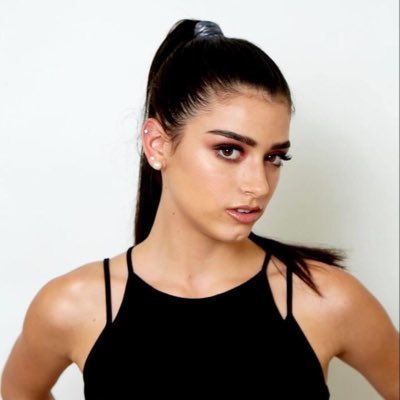 charludamelio's tweet photo. #NewProfilePic https://t.co/S4hMSuJgIZ
