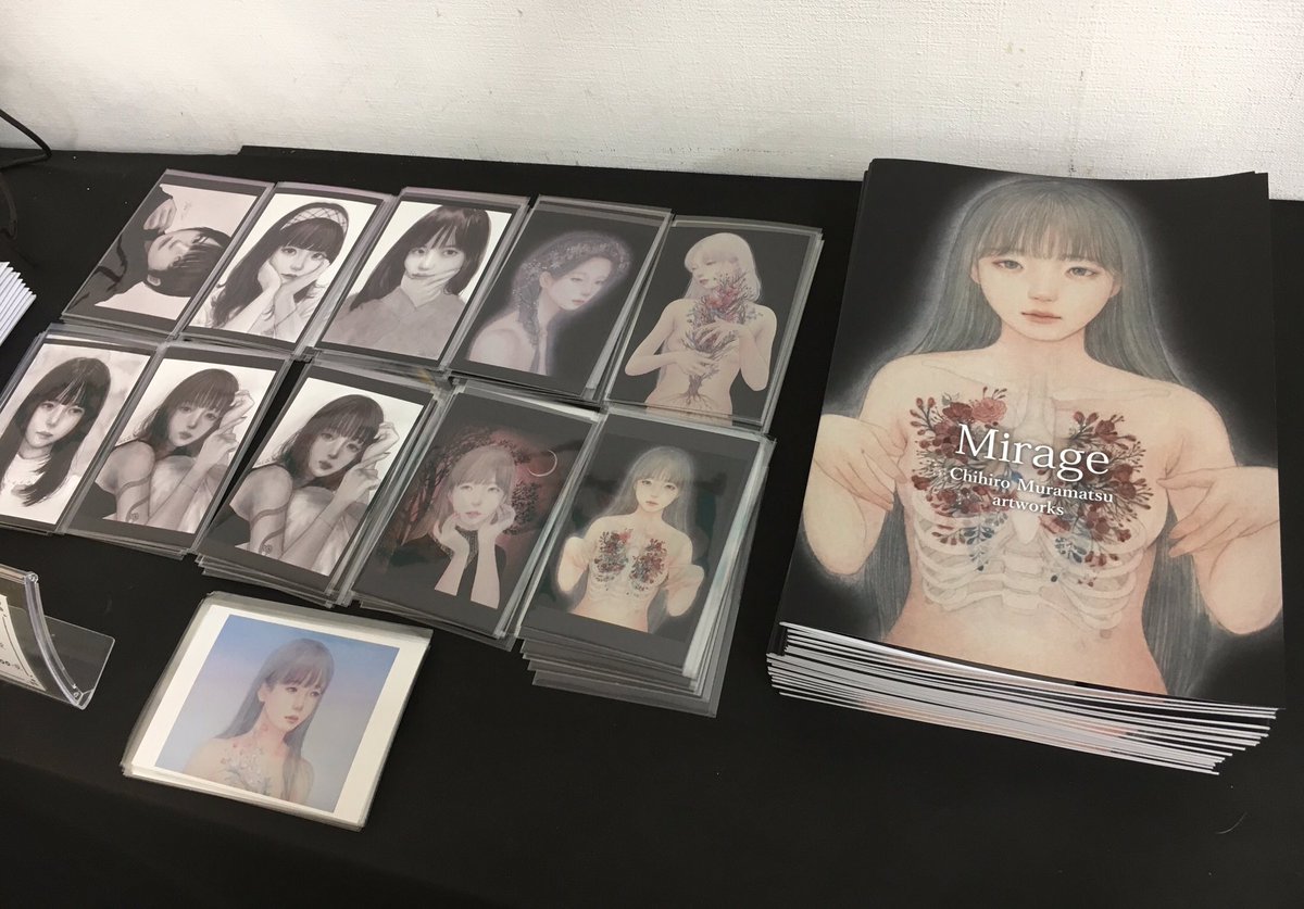 「🌻お知らせ🌻
銀座MOGAに参加させて頂きます。
岩絵具で2点描きました!日」|むらまつちひろ💍個展は5/1-5/6銀座のイラスト