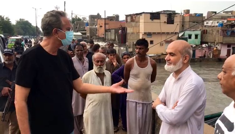 wasimakhtar1955's tweet photo. Visted Orangi Nallah near Chaman Cinema #PakColony #Karachi, in order to view the situation as chocking points have been cleared to make smooth flow rain water. #KMC #MunicipalServices https://t.co/jSvaulKxNr