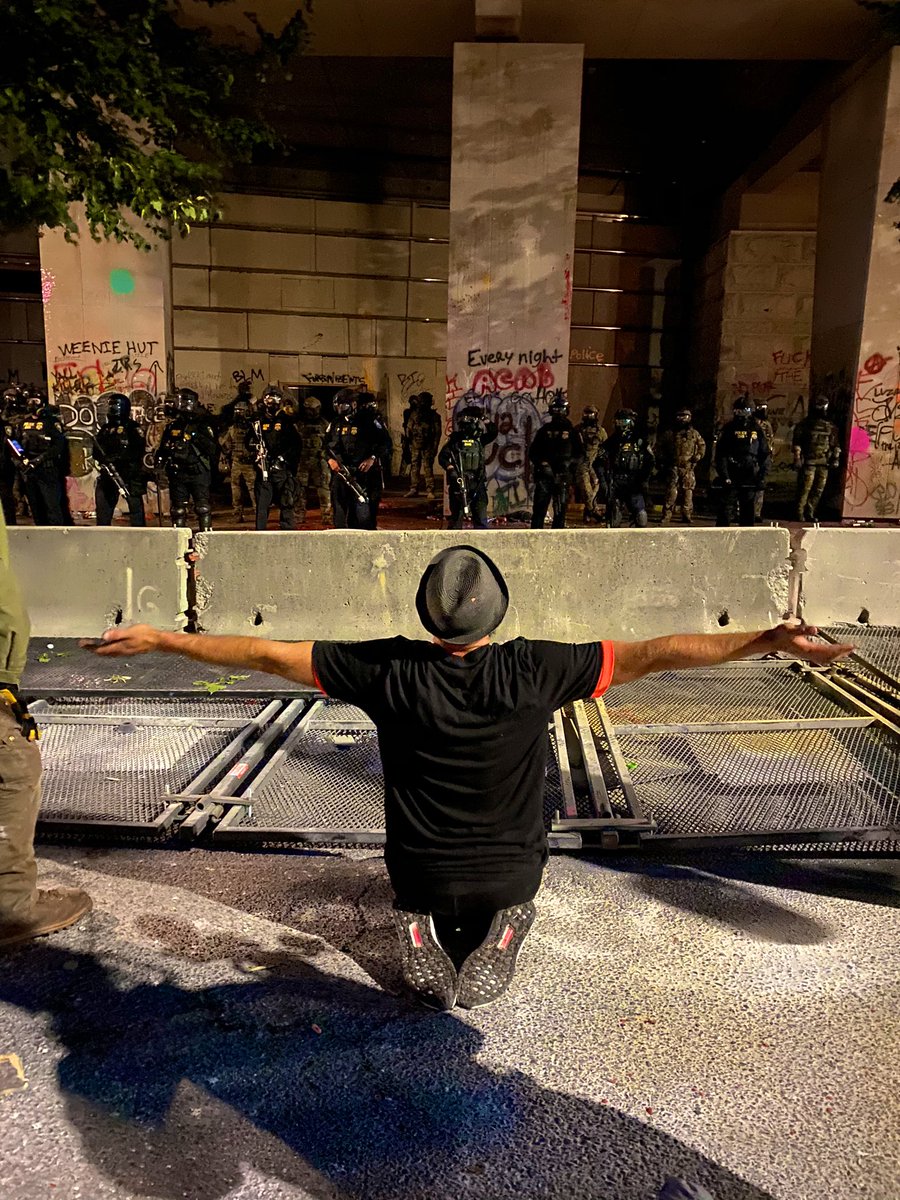 BGOnTheScene's tweet photo. He ain’t no Portland Athena, but he did emerge after some teargas here in Portland tonight #Portland #PortlandAthena #PortlandProtest https://t.co/eYetghYdor