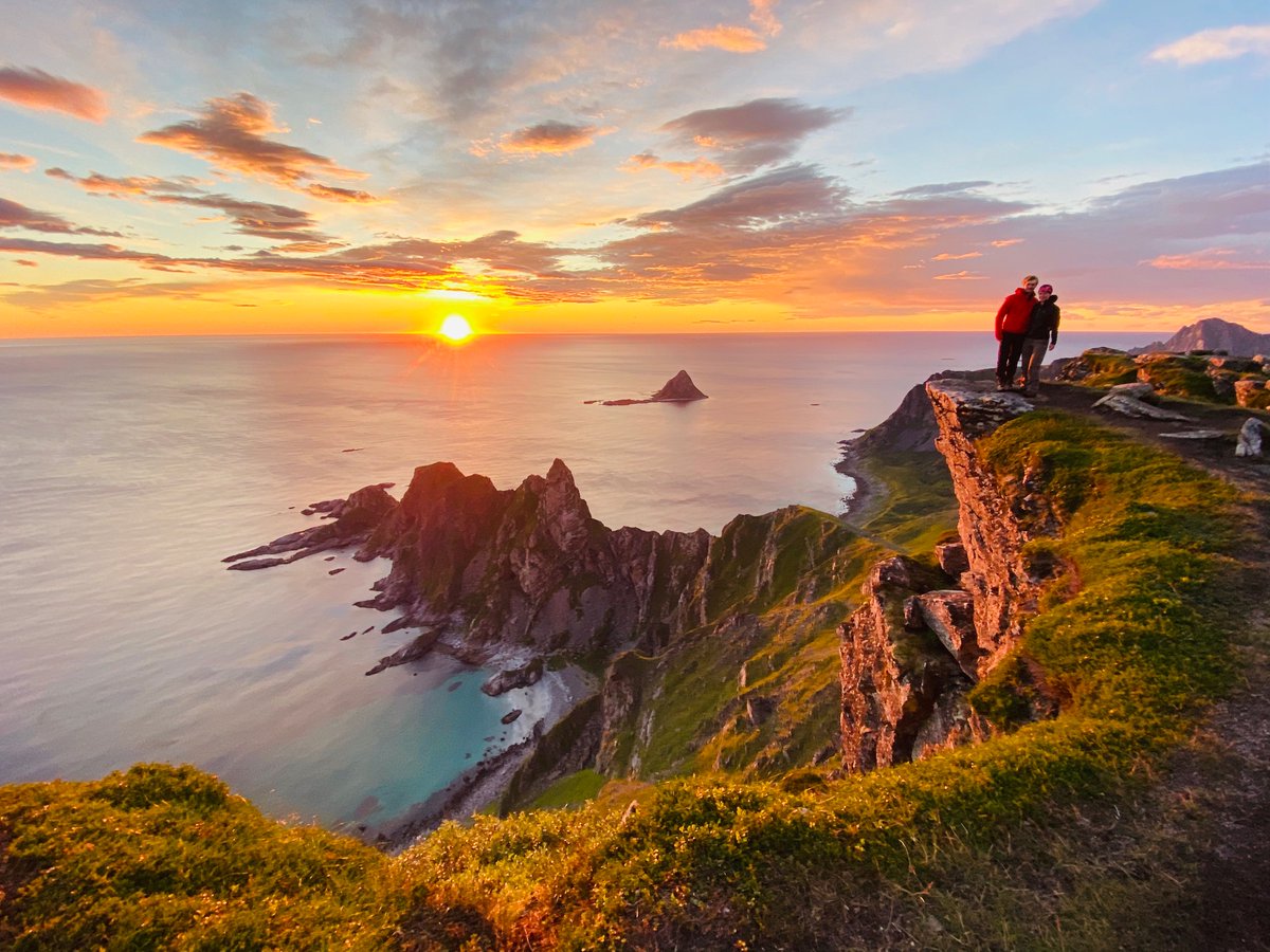 deepwater_zobes's tweet image. Gorgeous weekend wild camping in Høyvika, Andøya, Norway 🇳🇴

#norway #visitnorway #camping #weekend #northernnorway #phdlife #MidnightSun #arcticbeach