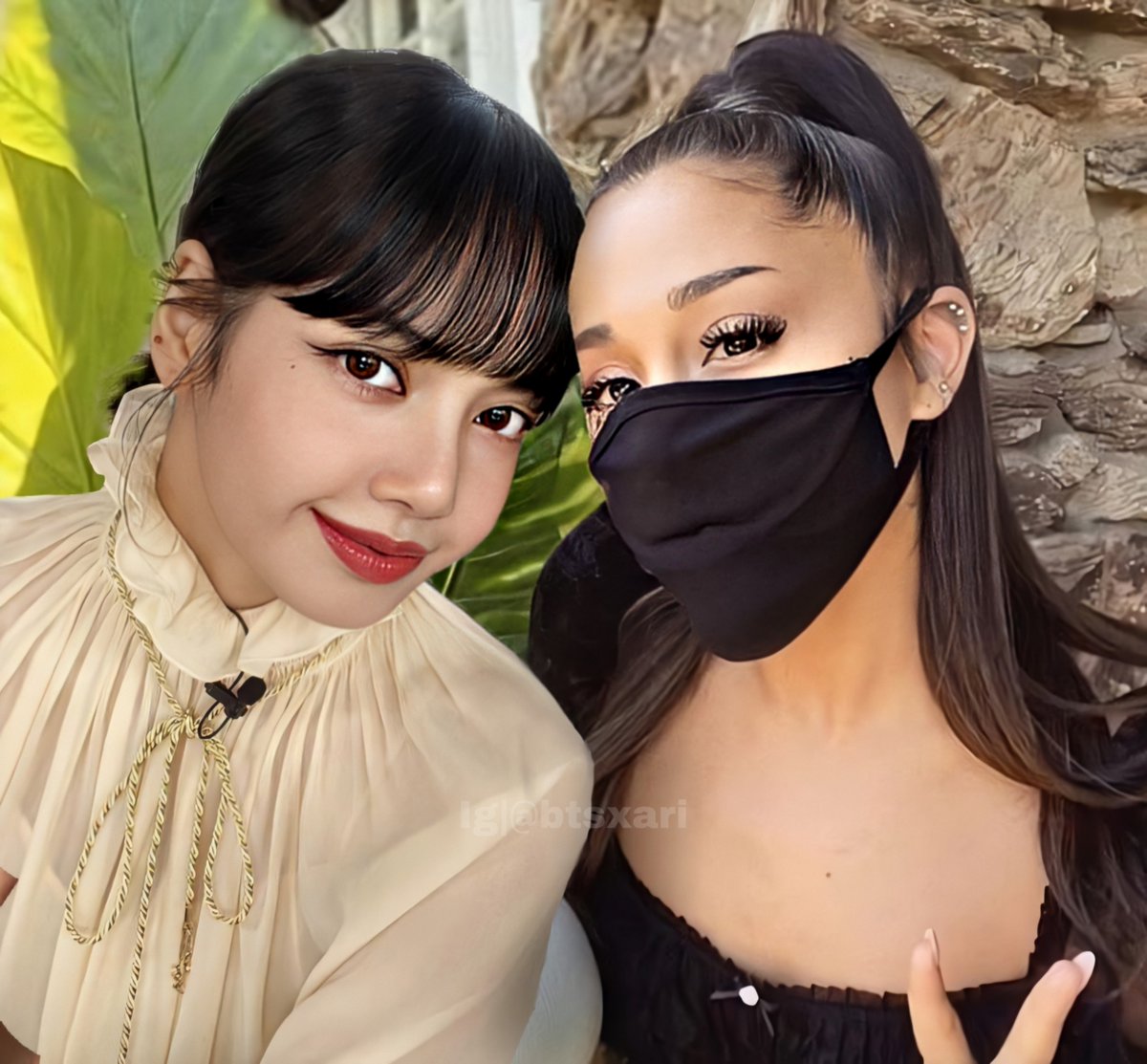 Btsxari1's tweet photo. How You Like That 👯

(Edit)

#arianagrande #aripink #lisa #blackpink #bts #army #btsarmy #AriPinkIsComing #rose #jennie #jisoo https://t.co/e6uTUsEaSS
