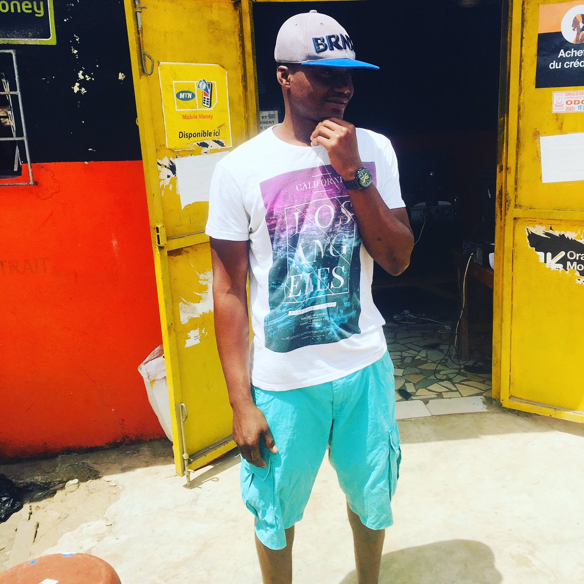 DaoudaSenateur's tweet photo. Excellent dimanche à tous 🤔👋🙏🏾 https://t.co/dpcmnVwB6X