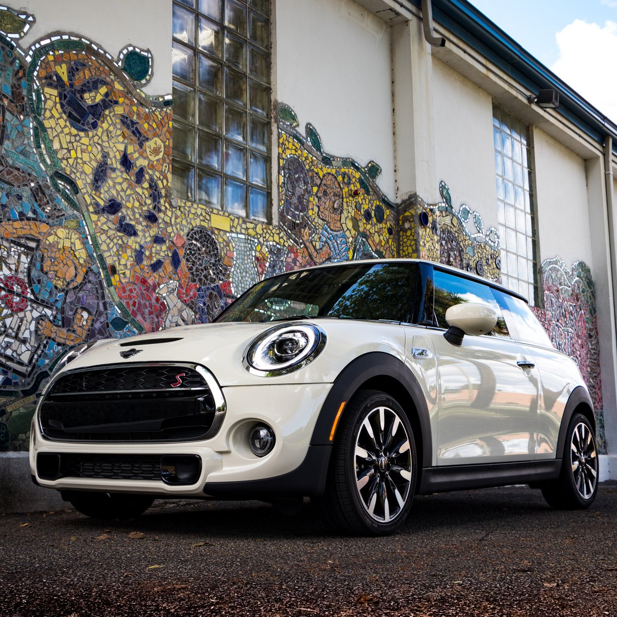 BramanMini's tweet photo. Rise and shine! Where are you headed on this #SundayFunday?! https://t.co/clbt2Tuv45
