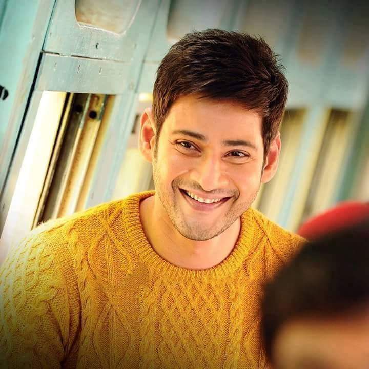 urstrulyHNE's tweet photo. Need 2K Retweets for His Smile ♥️🤩

#MaheshBabuBdayCDP #SarkaruVaariPaata @urstrulyMahesh https://t.co/nbiJdWjKIg
