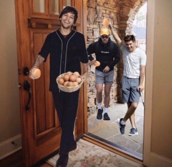 da_simp_is_here's tweet photo. #directionersvsonedirection
Drop the infinity MV or else https://t.co/3tx5dWX6tc