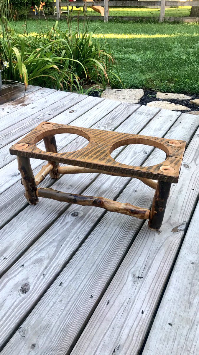 RickyRick00's tweet image. I made this doggy bowl stand made from a piece of old barn wood and a fallen tree branch. #woodworking