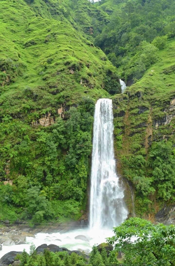 single_soul1's tweet photo. Somewhere in munsyari 
#Wa https://t.co/qzEI2qZyE7