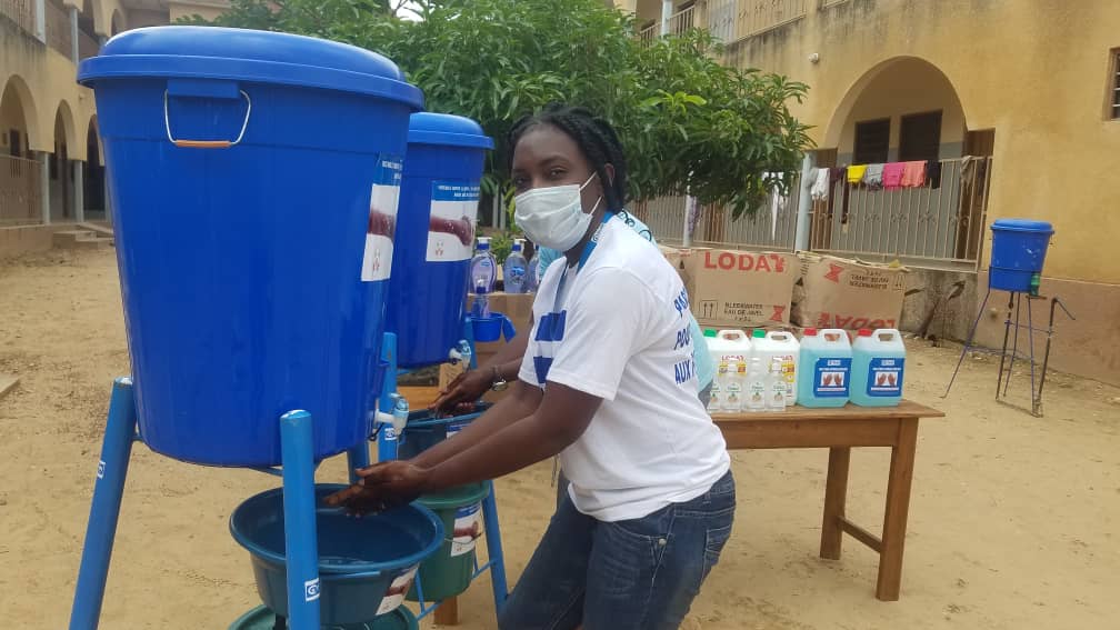 CreusetTOGO's tweet photo. Le centre Kandyaa de l' ong Creuset Togo a bénéficié d'un don de #Plan International #Togo dans le cadre de la lutte contre la #COVID19 
@PlanIntTogo #tgsocial #CovidTg
#Tginfo #don https://t.co/SlRl4cnGyS