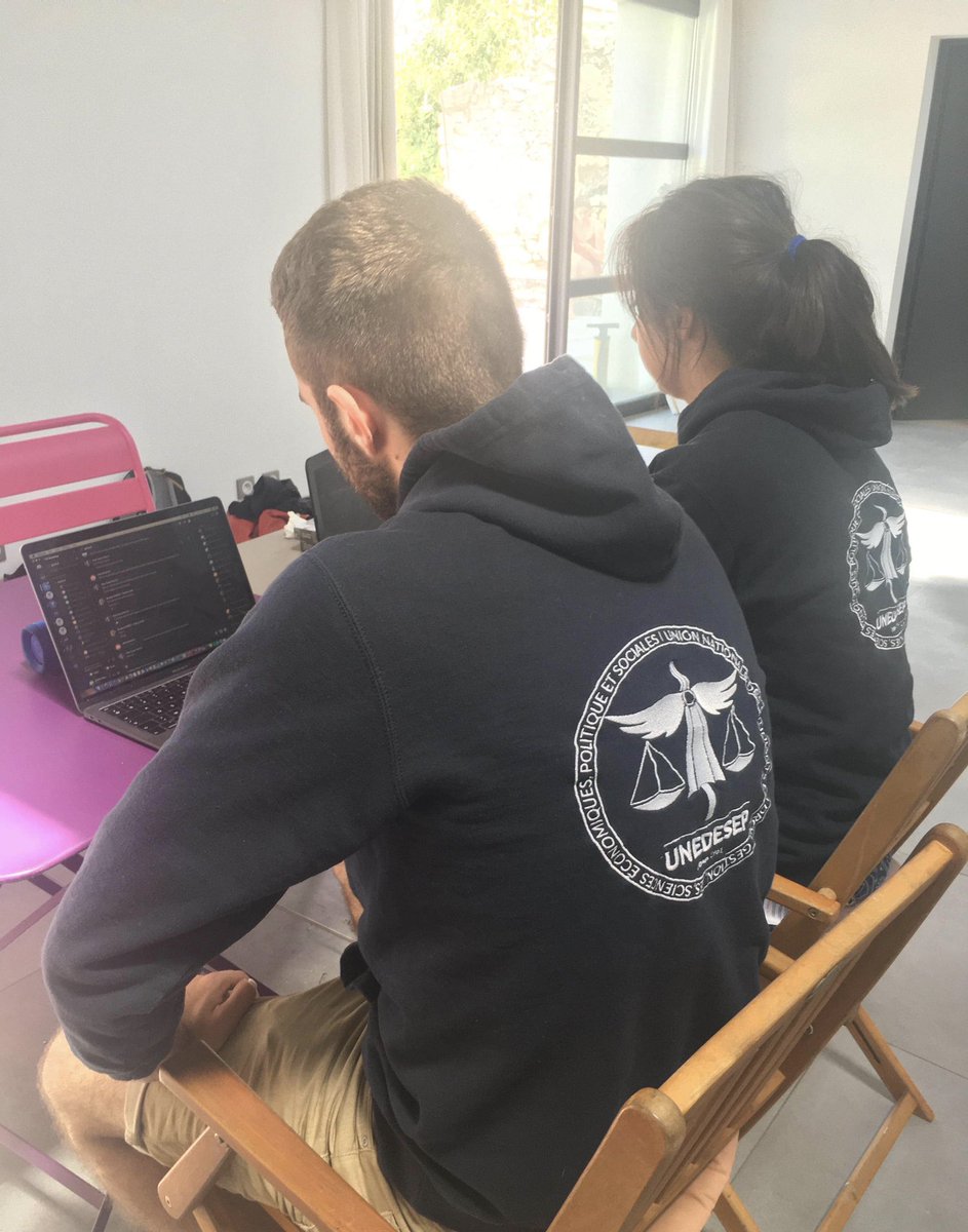 [CONSEIL D’ADMINISTRATION]

➡️ Ce week-end se tient le Conseil d’administration d’été de l’UNEDESEP. 

➡️ Groupes de travail et pistes de réflexion pour les projets de la rentrée étaient aussi au programme ces deux derniers jours.