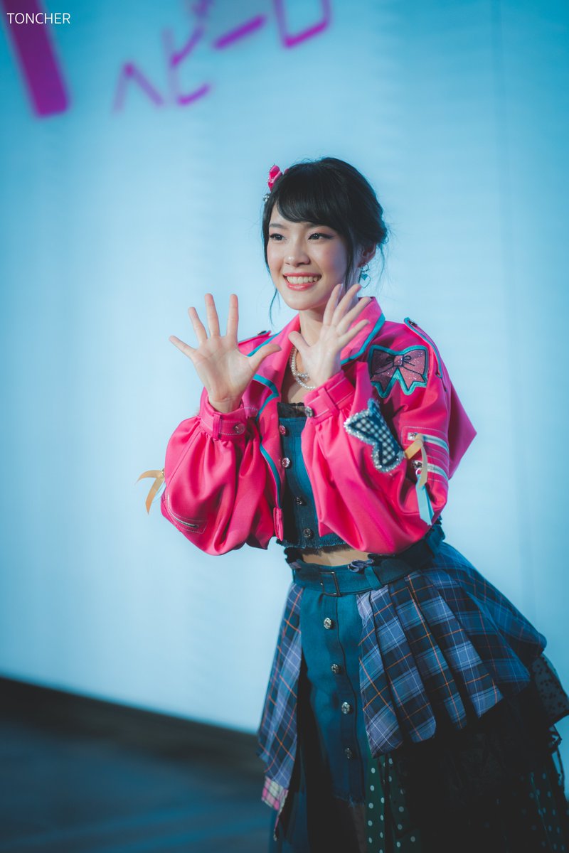 ton_cher's tweet photo. น่ารักมาก เมี๊ยวว ~ 🐱

#IWantYouCherprang
#CherprangBNK48 #BNK48
#HeavyRotationTH https://t.co/JtnkoxvnD1