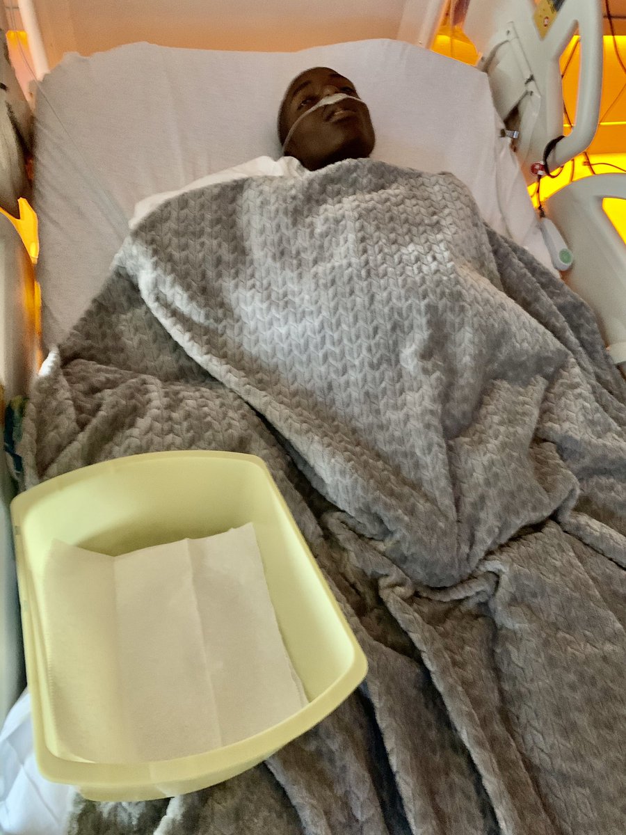 dianawisdom's tweet image. I’m exhausted, my body hurts &amp;amp; I’m mentally drained. Cancer isn’t pretty, isn’t easy &amp;amp; it wears you down but you keep fighting. Bryce is so uncomfortable &amp;amp; hurting but when it gets really bad he tells me “I just have to push through” I would have given up but he fights on🎗