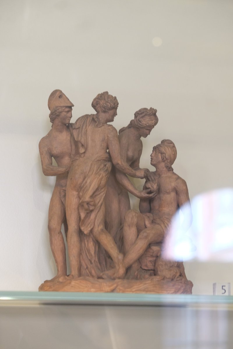 The Judgement of ParisFigurine by Joseph Nollekens, c. 1803.  @V_and_A  #sculpture  #art  #mythology  #classics