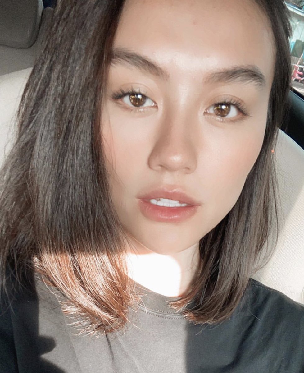iHeartRadio's tweet photo. Did I save these @agnezmo selfies or did these selfies save me? 😍 https://t.co/dNHGJzPw5u