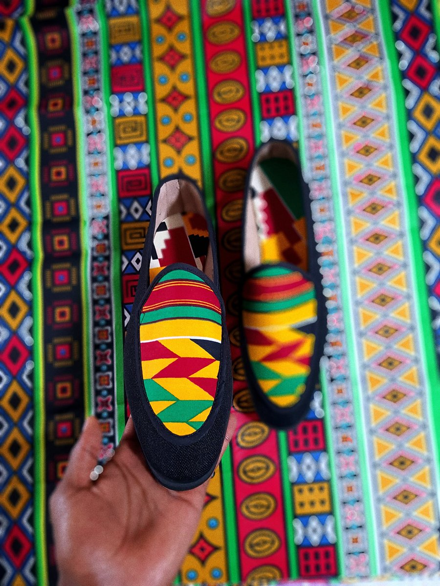 Matangashoes's tweet photo. DIEU PORTE LA MATANGA!
Surtout quelle ne coute que 14 kollo.
https://t.co/VVrKXqZgZ1
#sunday #vibes #tweetforfun https://t.co/XerwigAeyT