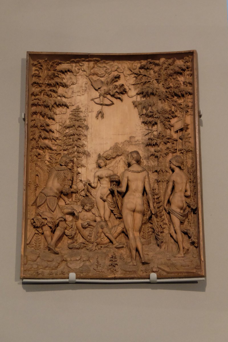 The Judgement of Paris'The Dream of Paris'. Relief carving probably by Master I.P., c. 1530.  @V_and_A  #sculpture  #art  #mythology  #classics