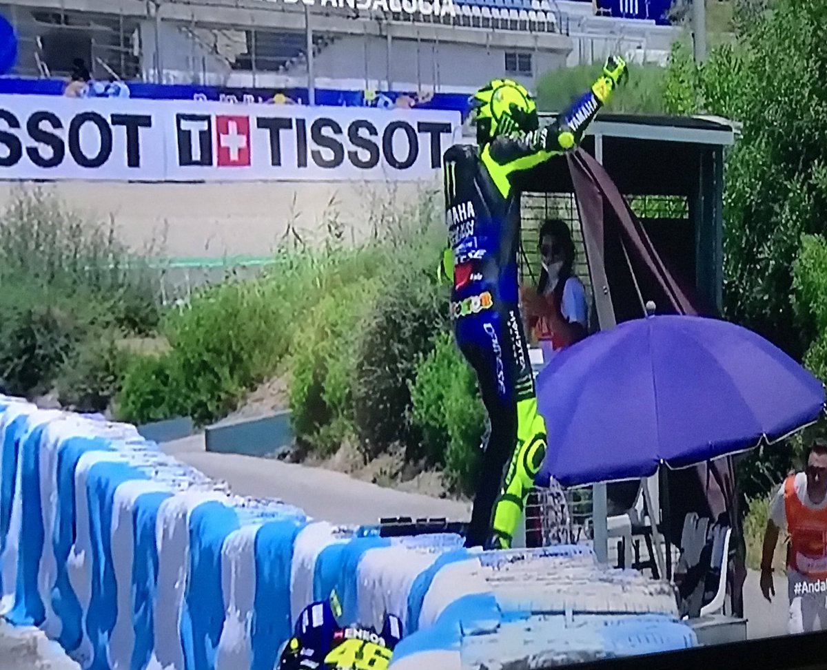 SupportVale_46's tweet photo. #VR46 celebrates with the ...marchals his third place at #AndaluciaGP ✊😎 https://t.co/ZIgwMG5GL9