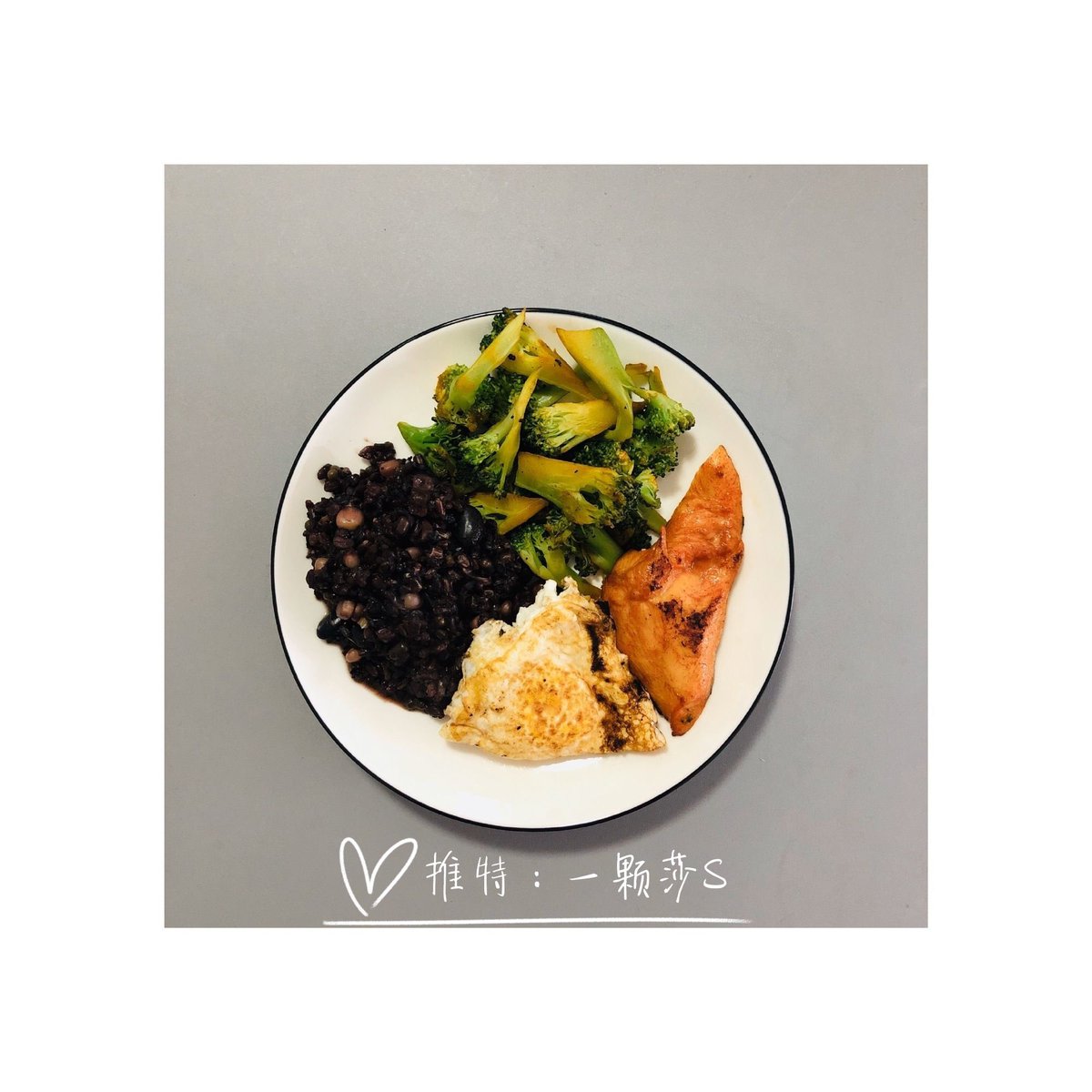 yikeshas_7's tweet photo. 自律😋 https://t.co/asWQIYNjek