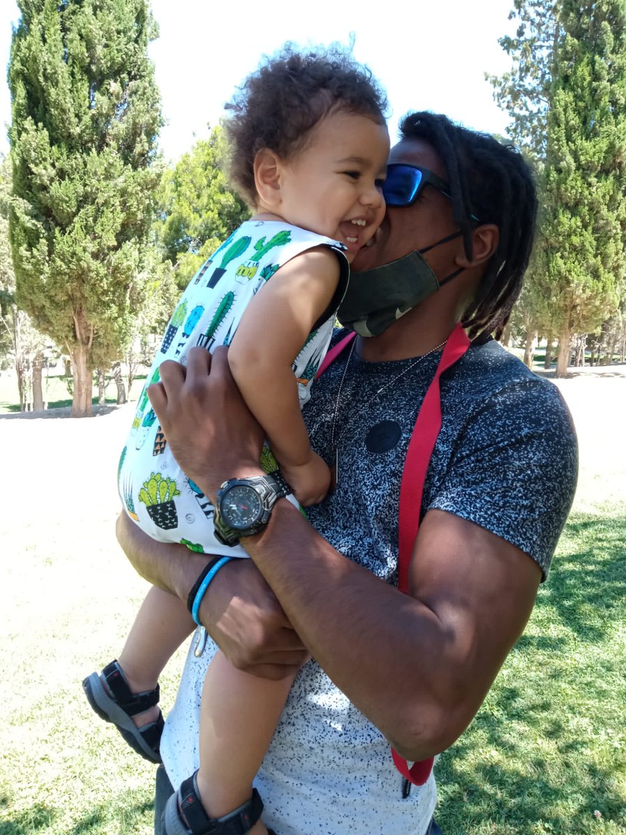 AlexisDisla1's tweet photo. Feliz Día del Padre para mi... 💙💙 #ComoGozaElNegro #MachitoManDelNegro #Smile #FelizDiaDelPadre #FelizDiaDelPadreDominicano https://t.co/GHa2ox2tcB