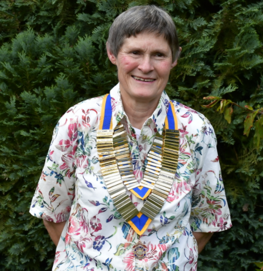 StbridgeRotary's tweet photo. The Club now meets weekly on Zoom with up to 40 members on-line.  In July, Julia Savage was welcomed  as the first lady President of the Club and she received her badge of office at a socially distanced ceremony.  We wish Julia a happy and successful, if different year of office. https://t.co/S8aazcWO7g