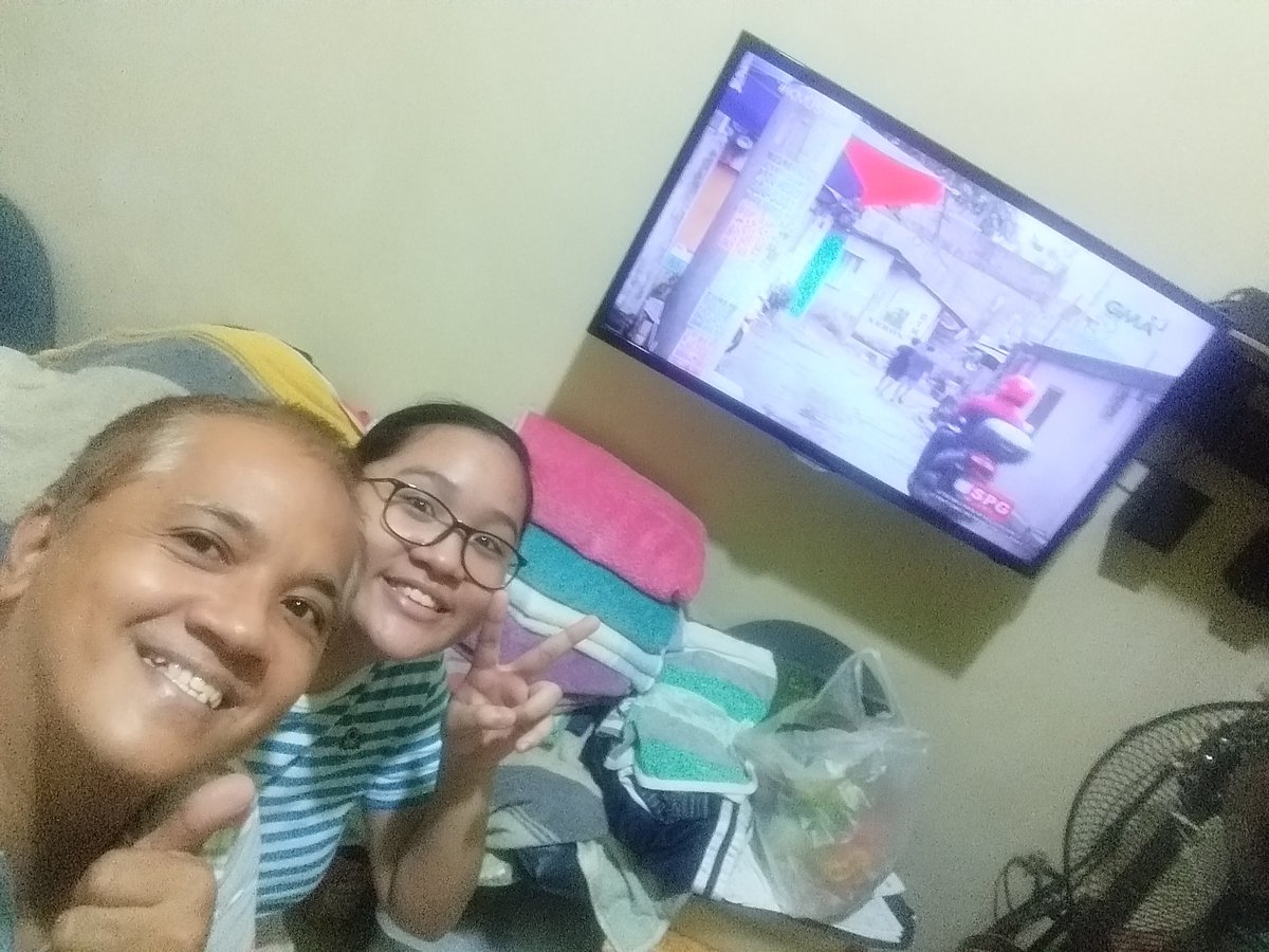 MeowiesMeow's tweet photo. @KM_Jessica_Soho Sana mapili po kami ng papa ko.
#KMJS15 https://t.co/ISI6ZUHstH