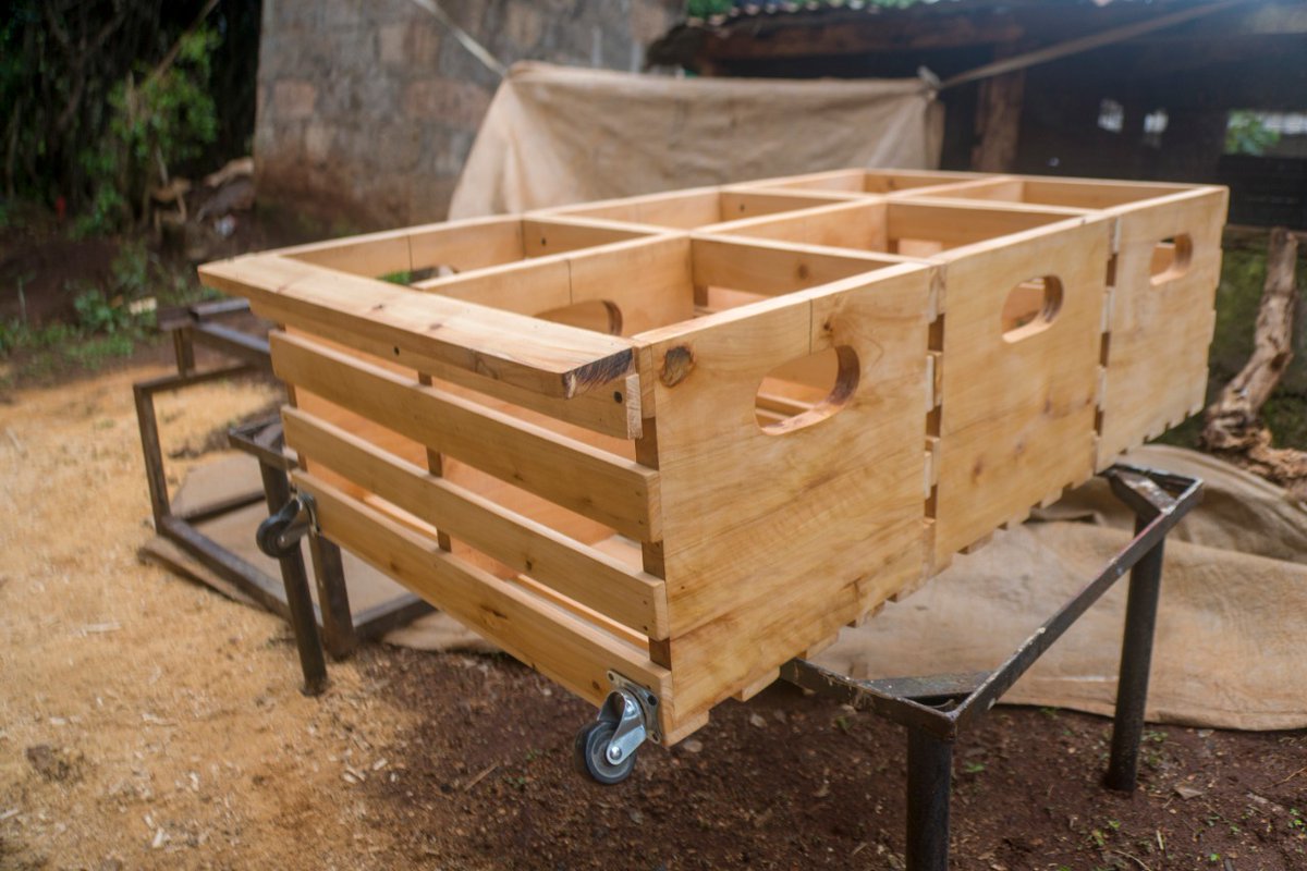 wilburnnjugunak's tweet photo. Hey #KOT . I create wooden storage solutions such as unique crates, shelves, toy-boxes etc. Support my hustle. Please RT. My next client could be on your TL. 
Mobile phone with rightwards arrow at left
 me on +254 721 452 984 #Tujengane @SokoNaKazi
 @johnnjenga https://t.co/77hSCTrOGU