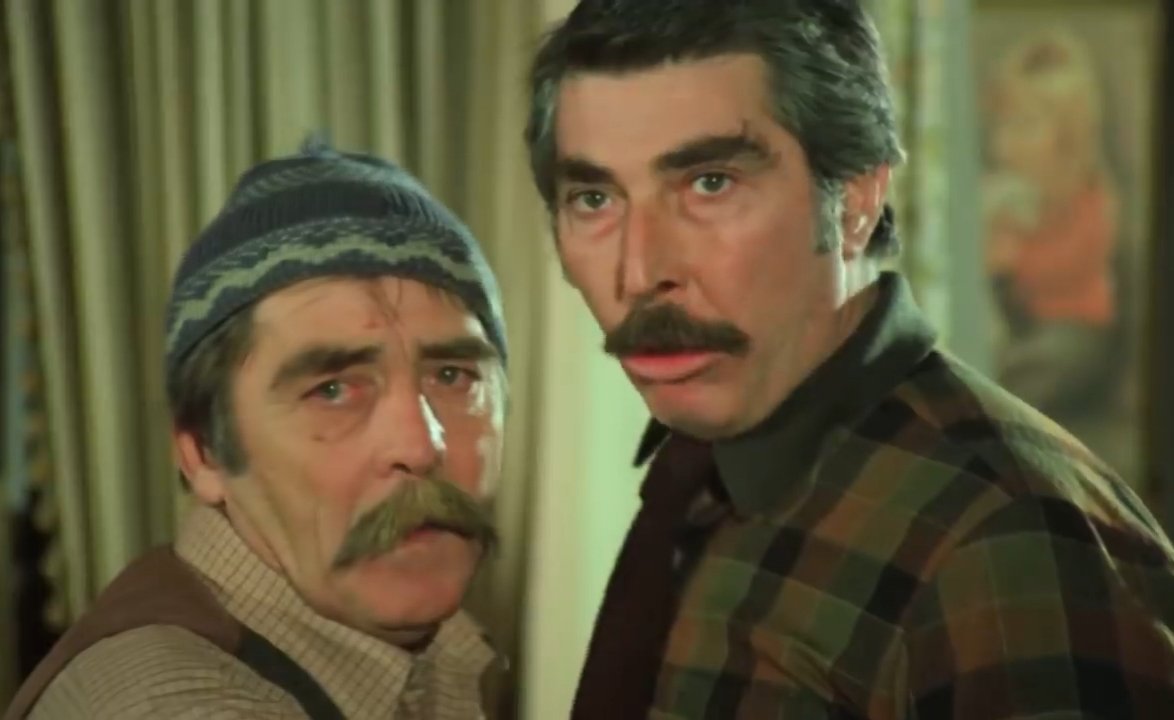 Nerede Cekildi On Twitter Bombaya Gel 1977 De Copculer Krali Nda Baba Ihsan Yuce Ogul Erdal Ozyagcilar Damat Adayi Kemal Sunal 1978 Kibar Feyzo Da Baba Ihsan Yuce Ogul Erdal Ozyagcilar Damat Adayi